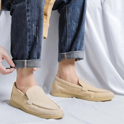Geonwoo Old Money Süet Loafer