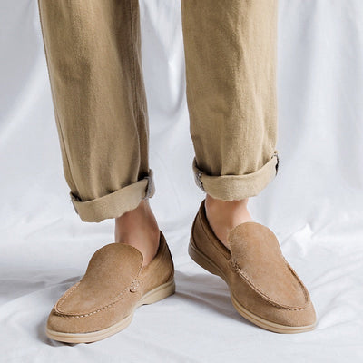 Geonwoo Old Money Süet Loafer